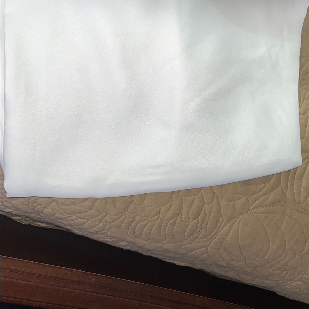 White Fox Boutique Chic White Mini Skirt - Picture 4 of 7
